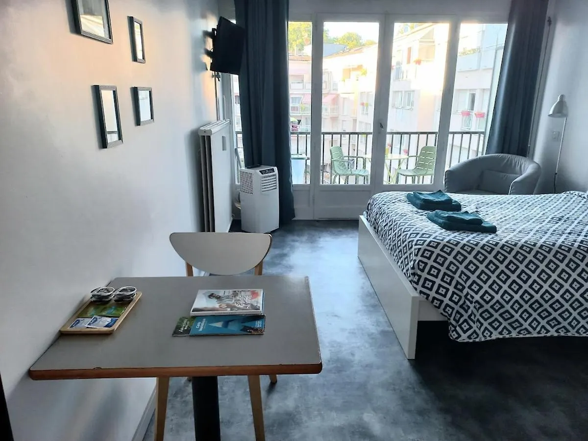 Studio Avec Balcon, Lumineux, Centre Aix Les Bains Aix-les-Bains Apartment